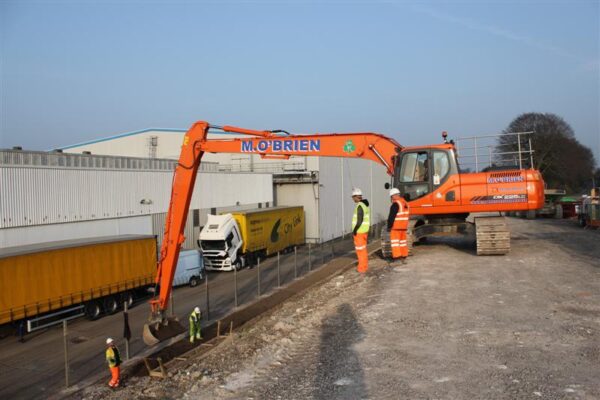 Doosan DX225 15M Long Reach Excavator